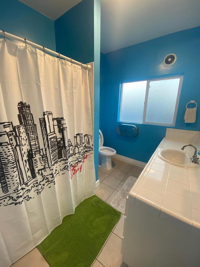 Private Los Angeles Room - Free Wifi, Ac, Tv, Private Fridge, Kitchen, Near Usc - Exposition Park - Usc Memorial Coliseum - Banc Of California Bmo Stadium - Downtown Los Angeles Dtla - University Of Southern California Usc!! 외부 사진