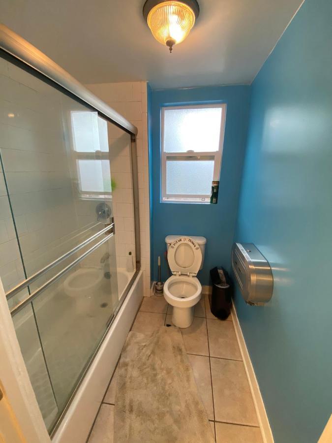 Private Los Angeles Room - Free Wifi, Ac, Tv, Private Fridge, Kitchen, Near Usc - Exposition Park - Usc Memorial Coliseum - Banc Of California Bmo Stadium - Downtown Los Angeles Dtla - University Of Southern California Usc!! 외부 사진