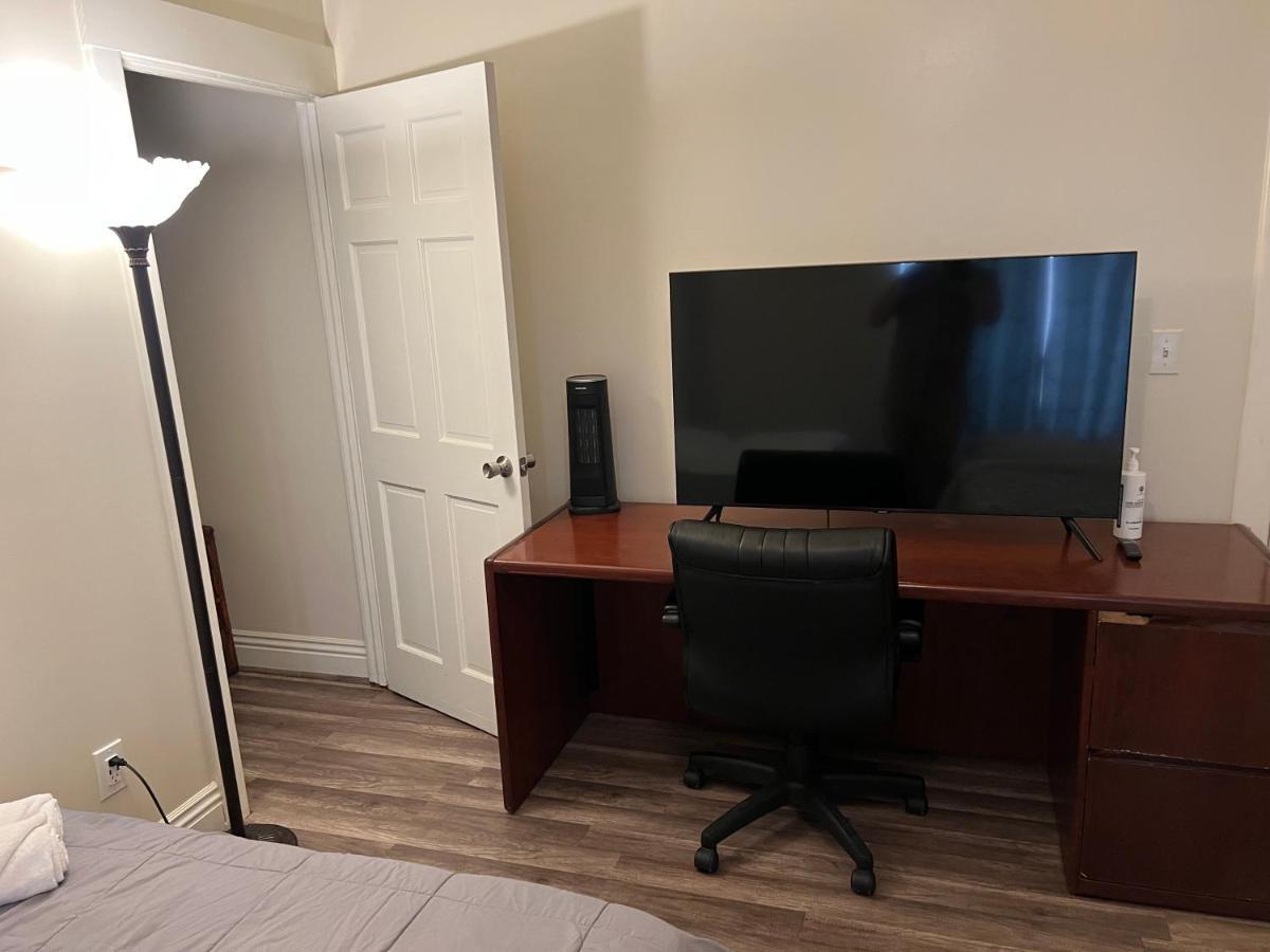 Private Los Angeles Room - Free Wifi, Ac, Tv, Private Fridge, Kitchen, Near Usc - Exposition Park - Usc Memorial Coliseum - Banc Of California Bmo Stadium - Downtown Los Angeles Dtla - University Of Southern California Usc!! 외부 사진